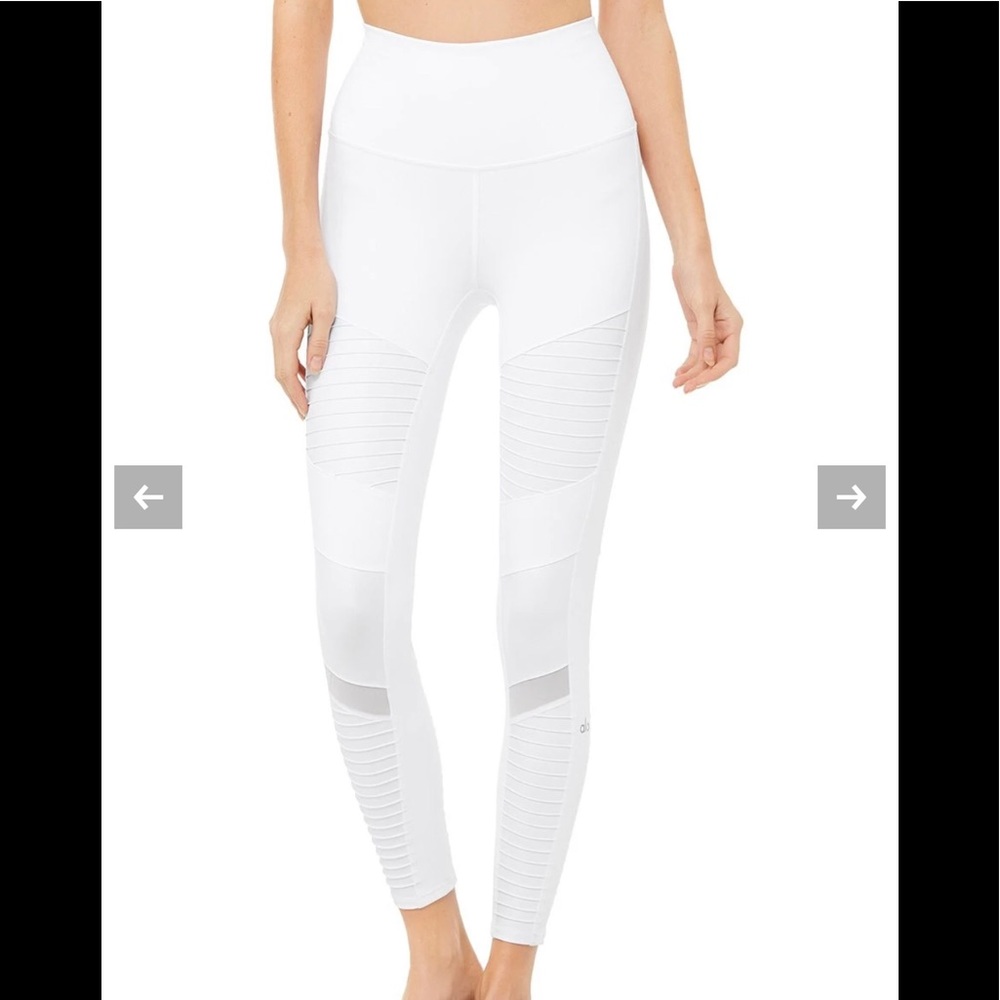 White Alo Yoga Leggings